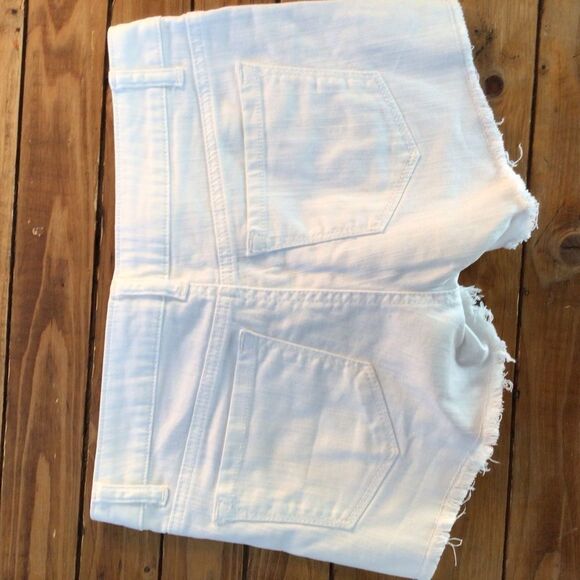 MAKERS of true originals jeans mini  shorts white embroidered denim 26 sexy low - Picture 2 of 8